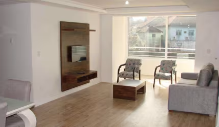 Apartamento 03 Dorm. à venda no Bairro Centro com 136 m² de área privativa - 1 vaga de garagem