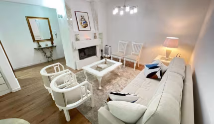Apartamento 02 Dorm. à venda no Bairro Centro com 97 m² de área privativa - 1 vaga de garagem