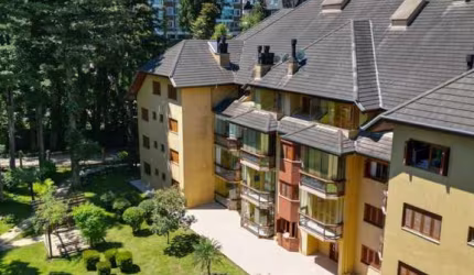 Apartamento 03 Dorm. à venda no Bairro Centro com 99 m² de área privativa - 2 vagas de garagem