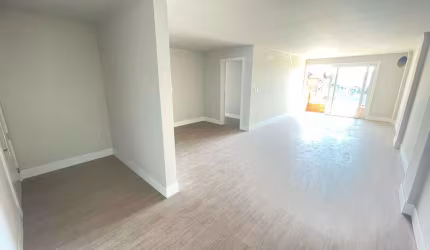 Apartamento 02 Dorm. à venda no Bairro Centro com 105 m² de área privativa - 1 vaga de garagem
