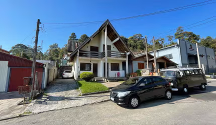 Casa 03 Dorm. à venda no Bairro Casagrande com 180 m² de área privativa