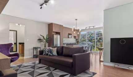 Apartamento 02 Dorm. à venda no Bairro Piratini com 81 m² de área privativa - 1 vaga de garagem
