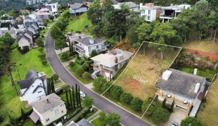 Terreno à venda no Bairro Alphaville com 603 m² de área privativa