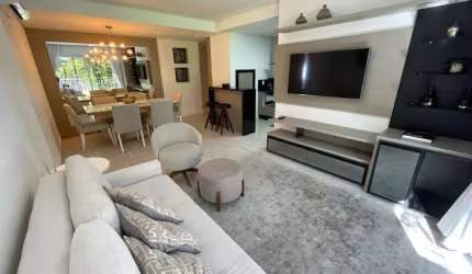 Apartamento 02 Dorm. à venda no Bairro Centro com 79 m² de área privativa - 2 vagas de garagem