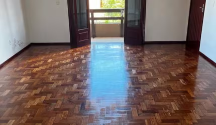 Apartamento 03 Dorm. à venda no Bairro Centro com 100 m² de área privativa