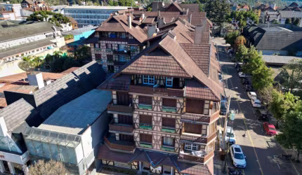 Apartamento 02 Dorm. à venda no Bairro Centro com 89 m² de área privativa - 1 vaga de garagem