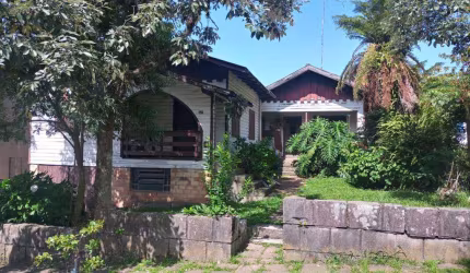 Casa 04 Dorm. à venda no Bairro Centro com 110 m² de área privativa