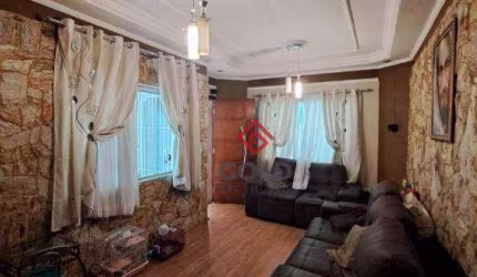 Sobrado com 3 dormitórios à venda, 203 m² por R$ 700.000,00 - Parque São Vicente - Mauá/SP