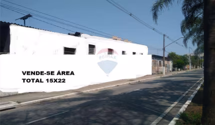 Oportunidade de Investimento -Terreno comercial de alto potencial, área privilegiada., 15x22 metros