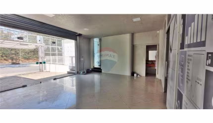 Imóvel Comercial para Locação - Vila Leonor