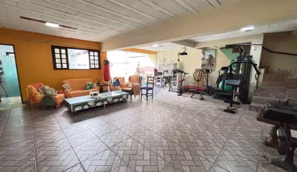 CASA SUPER AMPLA PRECO EXCELENTE!!! 3 DORMITORIOS