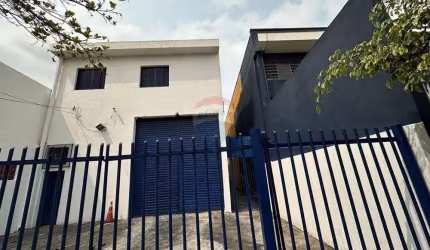 Galpão/Depósito/3 salas, 2 escritórios, 2 banheiros e área externa para Alugar, 283 m² por R$ 9.000/Mês
