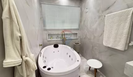 CASA TOP NA VILA GALVÃO!
