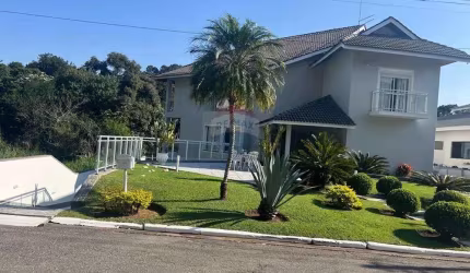 'Luxo e Conforto em Arujá: Sua Nova Casa dos Sonhos' Hills l e ll