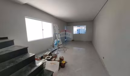 'Seu Novo Sobrado Moderno em Jardim Vila Galvão'