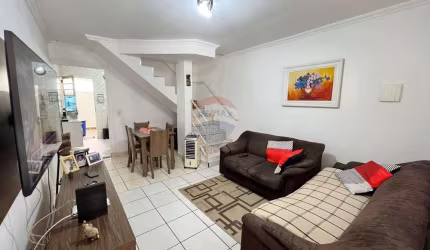Casa em condomínio - 2 dormitórios