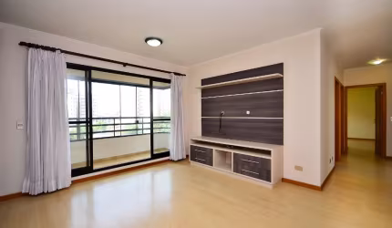 Lindo apartamento com uma ótima sacada no Cristo Rei 3 quartos e 2 vagas
