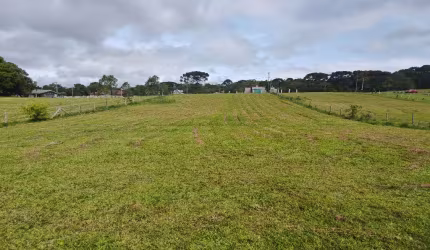 Belíssimo terreno em condomínio fechado com 2.900 m²