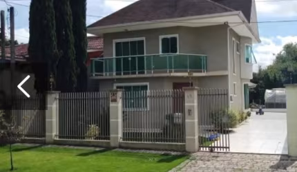 Linda casa no Bacacheri com Jardim Social. Melhor oportunidade de casa