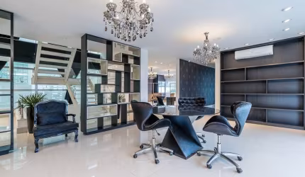 Linda casa de luxo na melhor localização de Curitiba