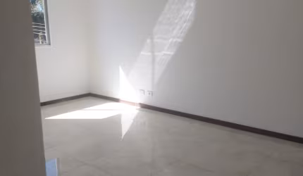 Lindo apartamento amplo no bairro Tingiu no Bacacheri em Curitiba