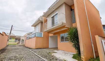 Sobrado a venda com 3 quartos em condominio