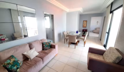 Apartamento no Rio Vermelho: 3/4, 140m², 2 Suítes, 2 Salas, Varandas, 2 Vagas de Garagem - Imóvel Impecável!