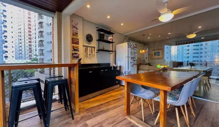 Apartamento Reformado À Venda na Praia das Pitangueiras - Guarujá - SP