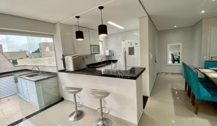 Cobertura reformada com 3 dormitórios à venda, 176 m² por R$ 650.000 - Enseada - Guarujá/SP