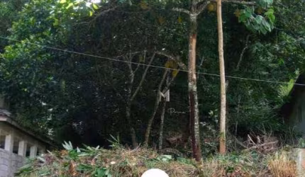 Terreno em condomínio fechado na região da praia de Pernambuco no Guarujá!