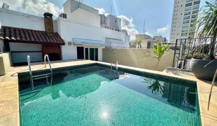 Excelente cobertura com piscina para venda na praia da enseada!