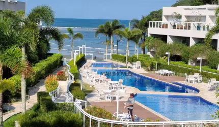 Linda casa com 5 suítes em condomínio de alto padrão em frente a praia de Pernambuco no Guarujá!