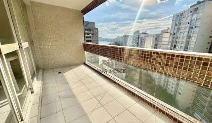 Apartamento com 115 metros de área útil  a 100 metros do mar