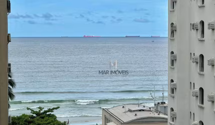 Apartamento com linda vista ao mar, a 1 quadra da praia das Pitangueiras