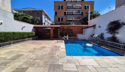 Casa com 5 dormitórios à venda, 250 m² por R$ 1.890.000 - Tombo - Guarujá/SP