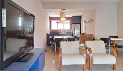 Apartamento Praia das Pitangueiras, com 03 dormitórios, duas vagas
