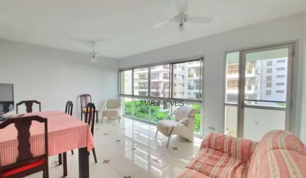 Apartamento em excelente localização na região da praia das Pitangueiras no Guarujá!