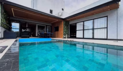 Cobertura com 3 dormitórios à venda, 220 m² por R$ 2.800.000,00 - Pitangueiras - Guarujá/SP