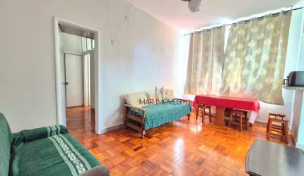 Apartamento em excelente localização no centro da Praia das Pitangueiras no Guarujá!