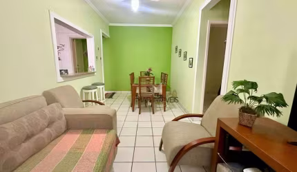Apartamento conservado á venda na Praia das Astúrias !!!