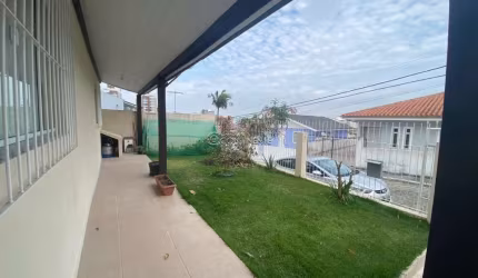Casa com 2 quartos à venda na Rua Professor José de Senna Pereira, 0158, Capoeiras, Florianópolis por R$ 550.000