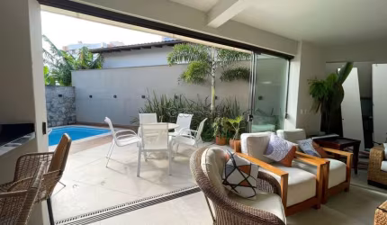 Casa com 4 quartos à venda na Rua Professora Emília Boos Schmidt, 149, Bom Abrigo, Florianópolis por R$ 2.650.000
