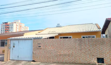 Casa com 5 quartos à venda na Rua Vidal Gregório Pereira, 234, Jardim Atlântico, Florianópolis por R$ 958.000