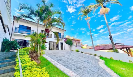 Casa com 4 quartos à venda na Rua Waldemar Ouriques, 312, Capoeiras, Florianópolis por R$ 2.200.000
