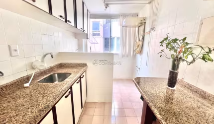 Apartamento com 2 quartos à venda na Rua Jaú Guedes da Fonseca, 89, Coqueiros, Florianópolis por R$ 468.000