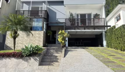 Casa com 3 quartos à venda na Rua Pedro de Andrade Garcia, 118, Itaguaçu, Florianópolis por R$ 1.890.000