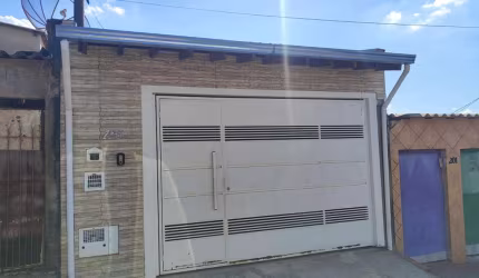 Casa para Venda em Itu, Vila Vivenda, 2 dormitórios, 2 banheiros, 2 vagas