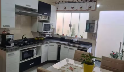 Casa para Venda em Itu, Jardim Aeroporto I, 2 dormitórios, 1 suíte, 2 banheiros, 2 vagas
