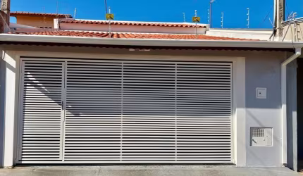 Casa para Venda em Tatuí, Jardim Mantovani, 3 dormitórios, 1 suíte, 2 banheiros, 2 vagas