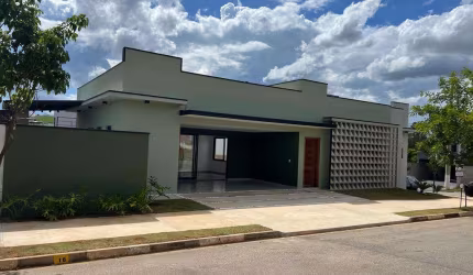 Casa em Condomínio para Venda em Tatuí, Residencial Bosques dos Ipês, 3 dormitórios, 3 suítes, 4 banheiros, 2 vagas